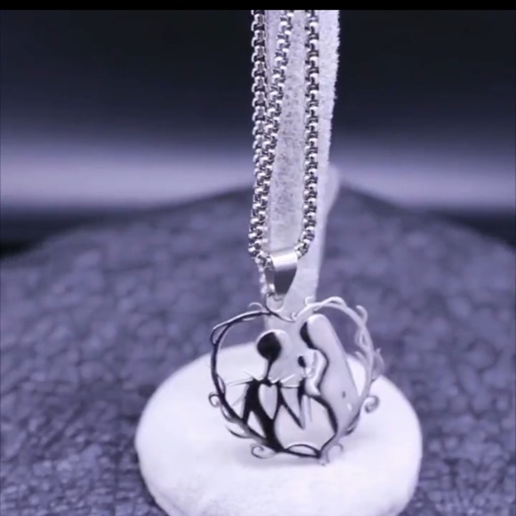 Nightmare Before Christmas Sally Jack Necklace - Picture 6 of 14
